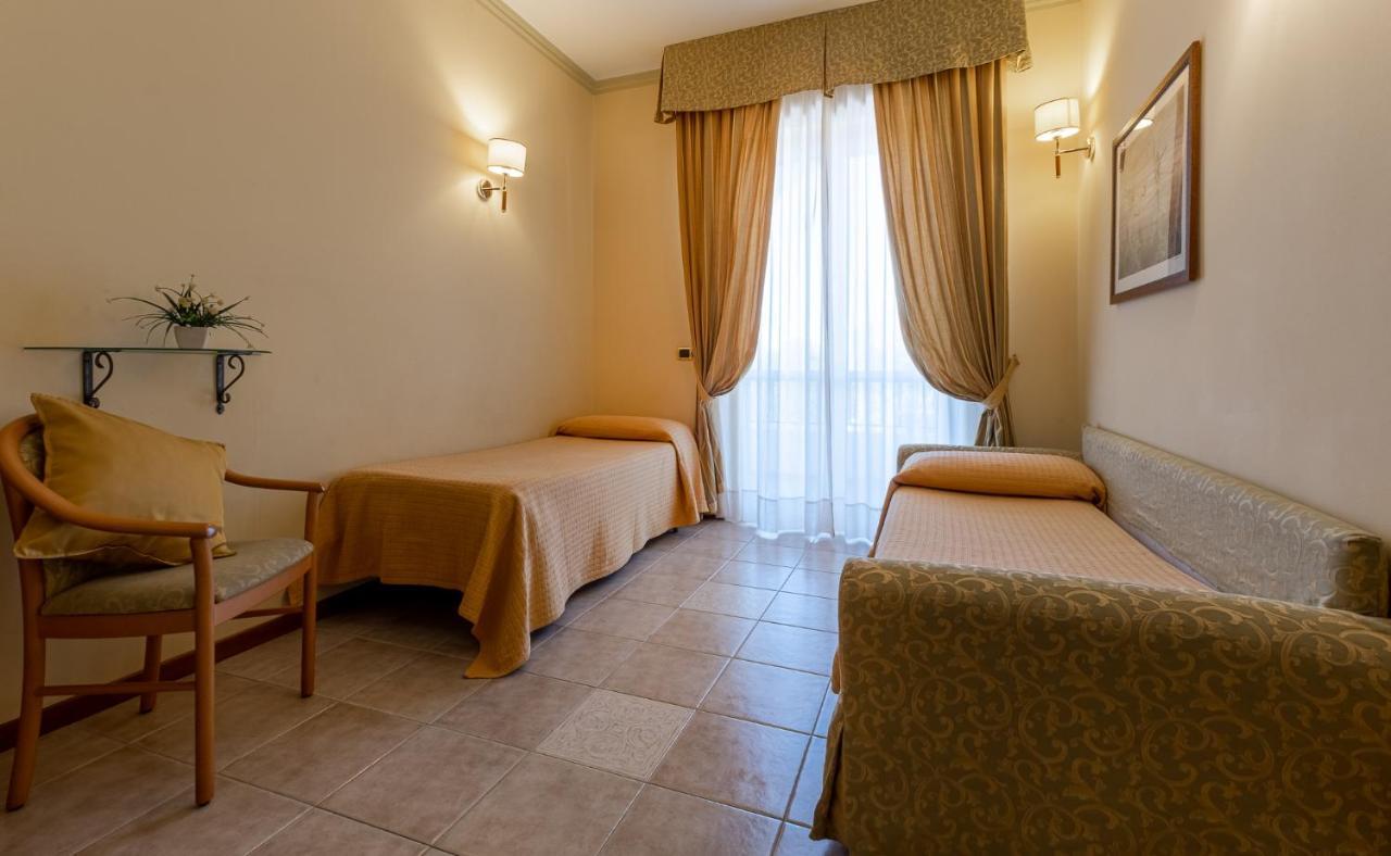 Hotel Relax Syrakus Exterior foto